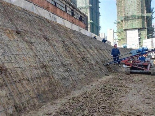 石龙建筑边坡支护